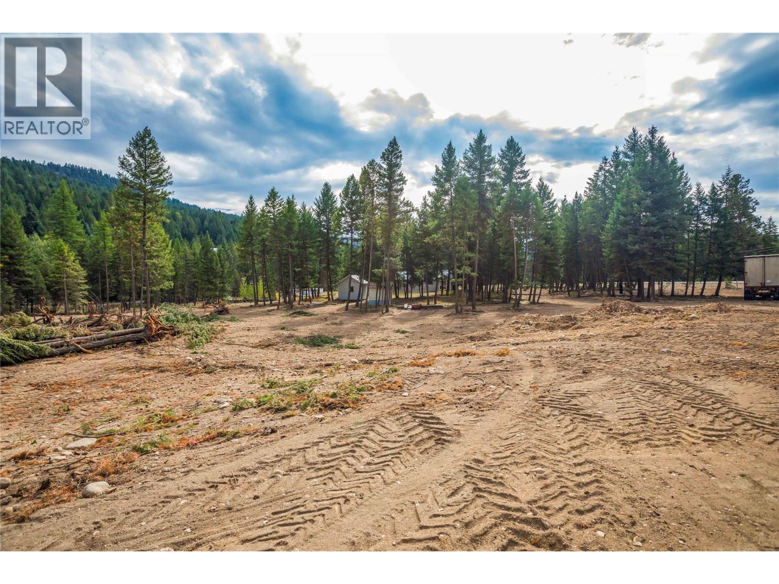 10 Boulder Road, Beaverdell, BC