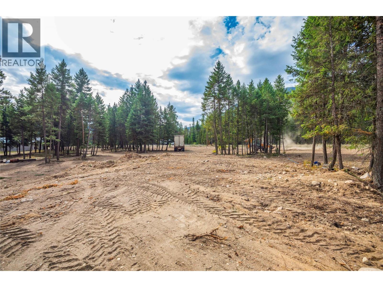 10 Boulder Road, Beaverdell, BC