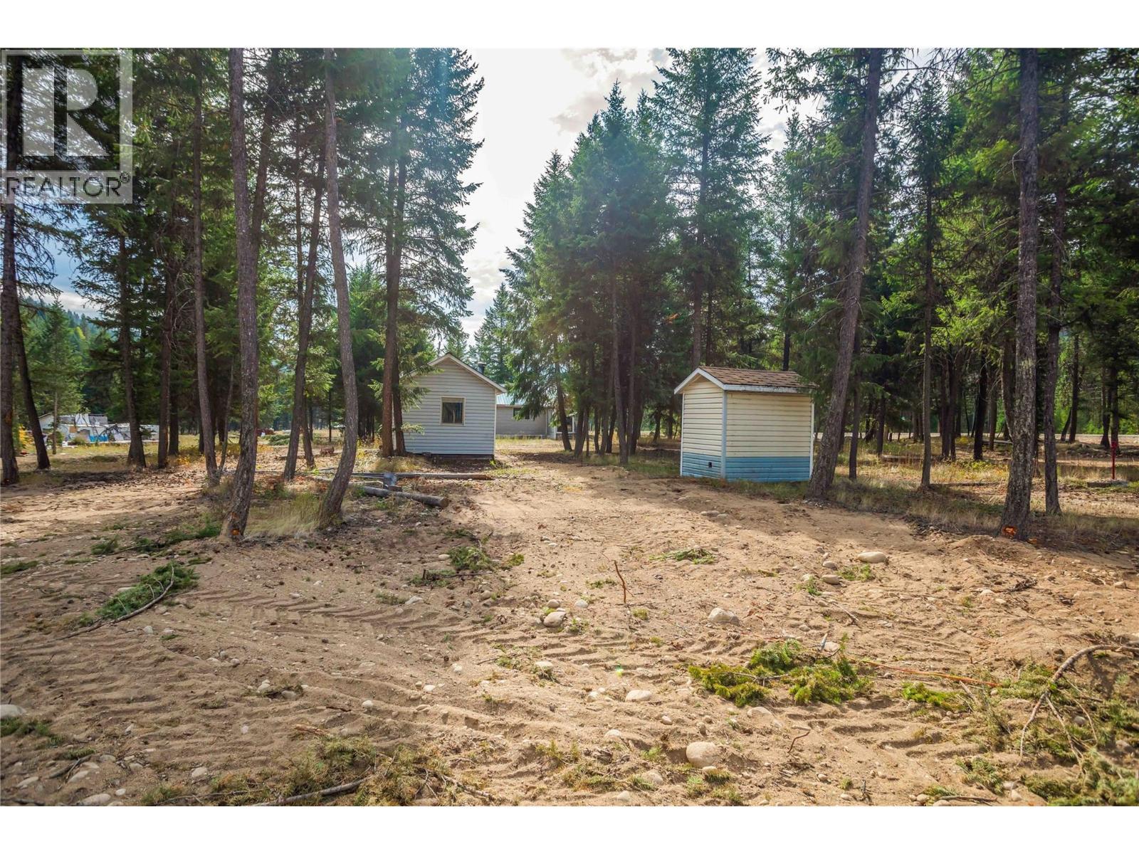 10 Boulder Road, Beaverdell, BC