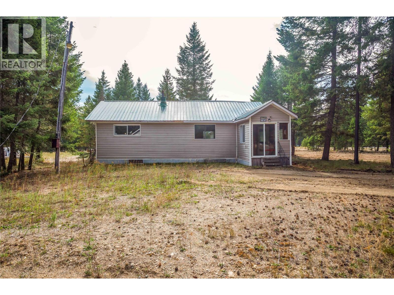 10 Boulder Road, Beaverdell, BC