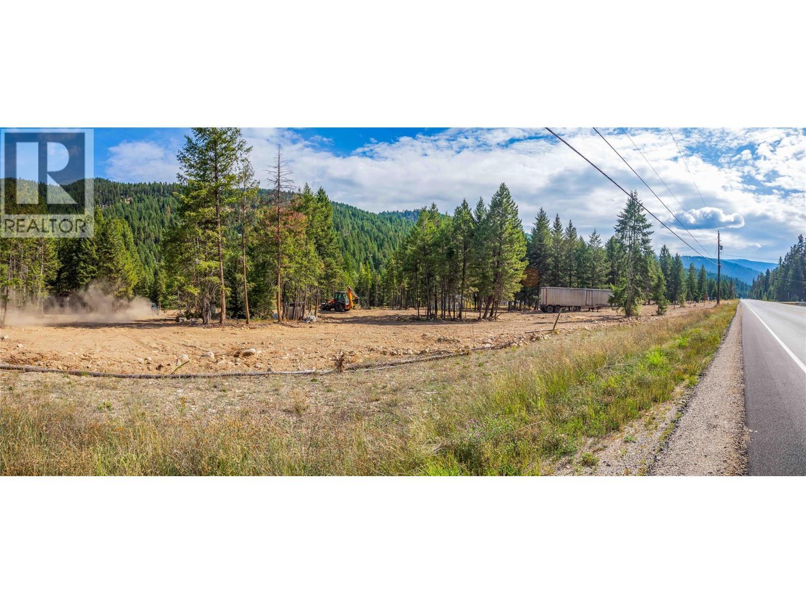 10 Boulder Road, Beaverdell, BC