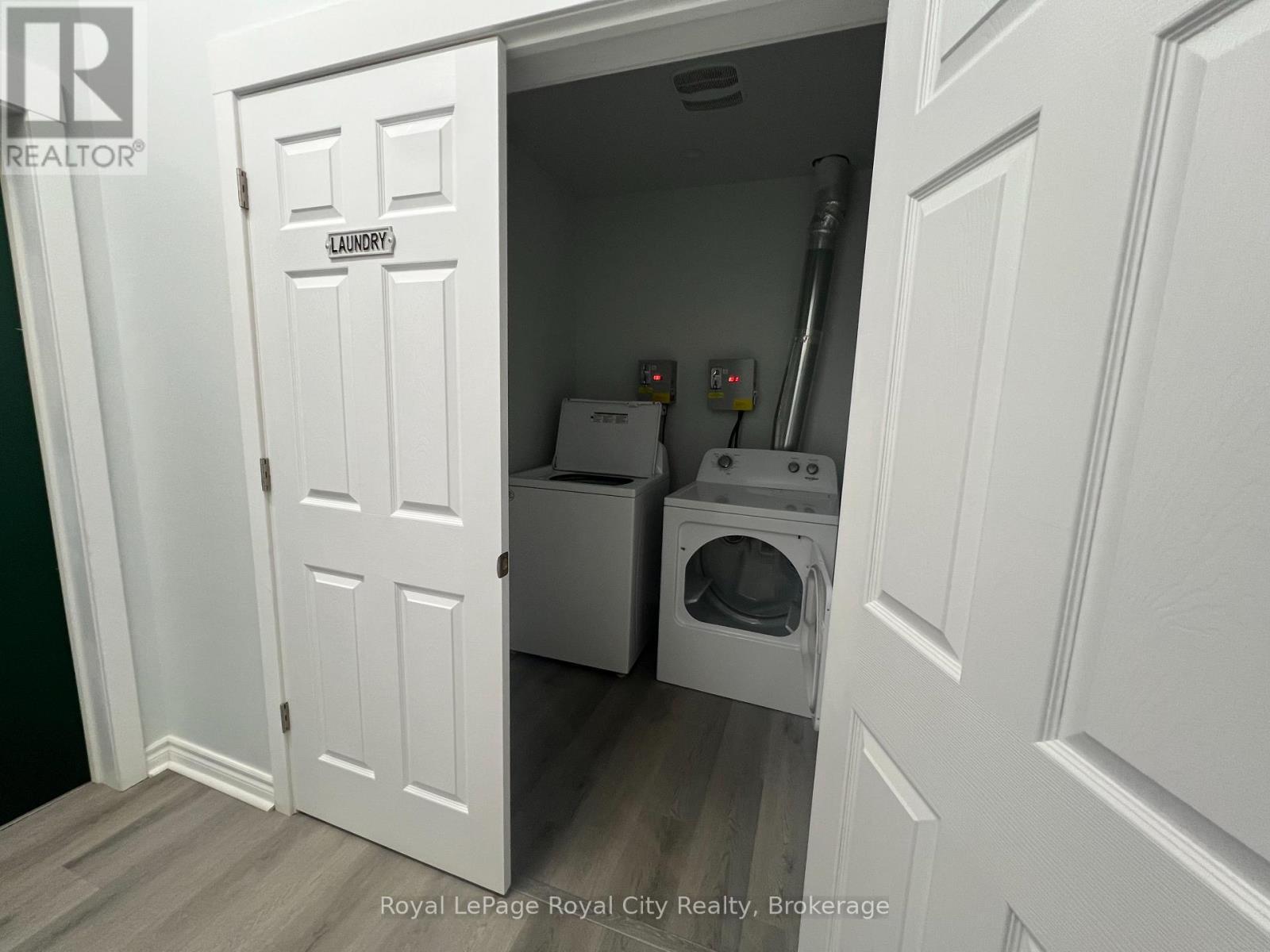 304 - 71 Victoria Street, Centre Wellington (Elora/Salem), ON - Indoor Photo Showing Laundry Room