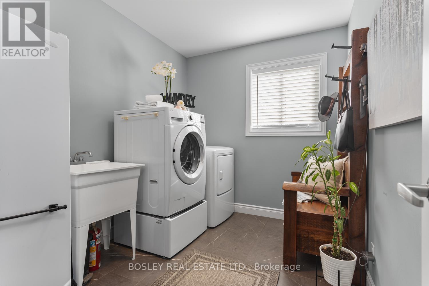 725 Concession 3 Road W, Trent Hills, ON - Indoor Photo Showing Laundry Room