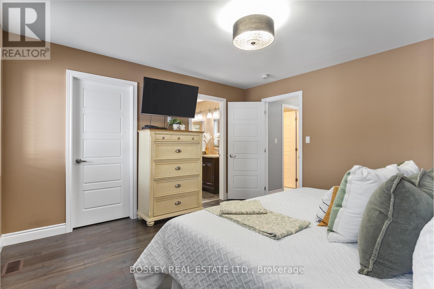 725 Concession 3 Road W, Trent Hills, ON - Indoor Photo Showing Bedroom