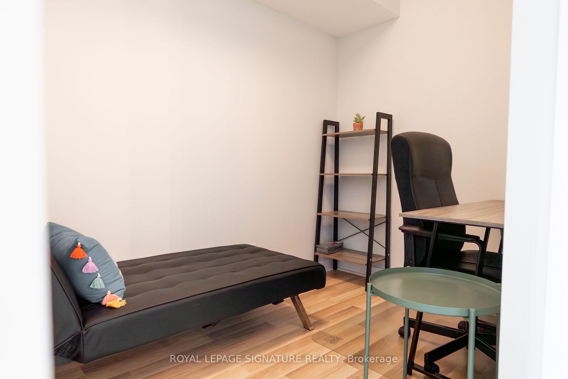 3011-81 Navy Wharf Court, Toronto, ON - Indoor Photo Showing Office