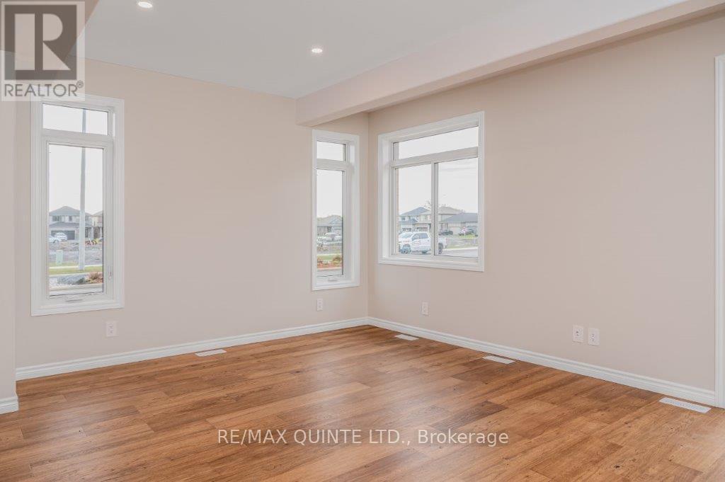 1 Miramichi Street, Belleville (Thurlow Ward), ON - Indoor Photo Showing Other Room