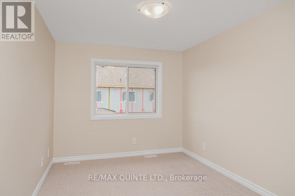 1 Miramichi Street, Belleville (Thurlow Ward), ON - Indoor Photo Showing Other Room