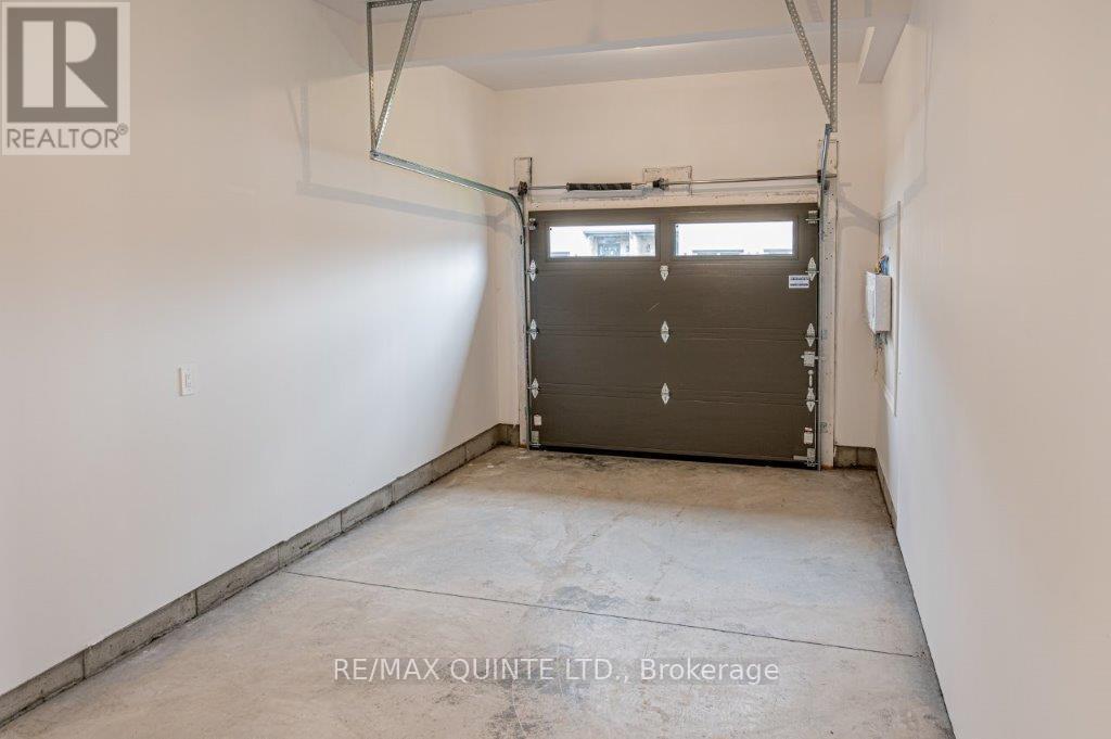1 Miramichi Street, Belleville (Thurlow Ward), ON - Indoor Photo Showing Garage