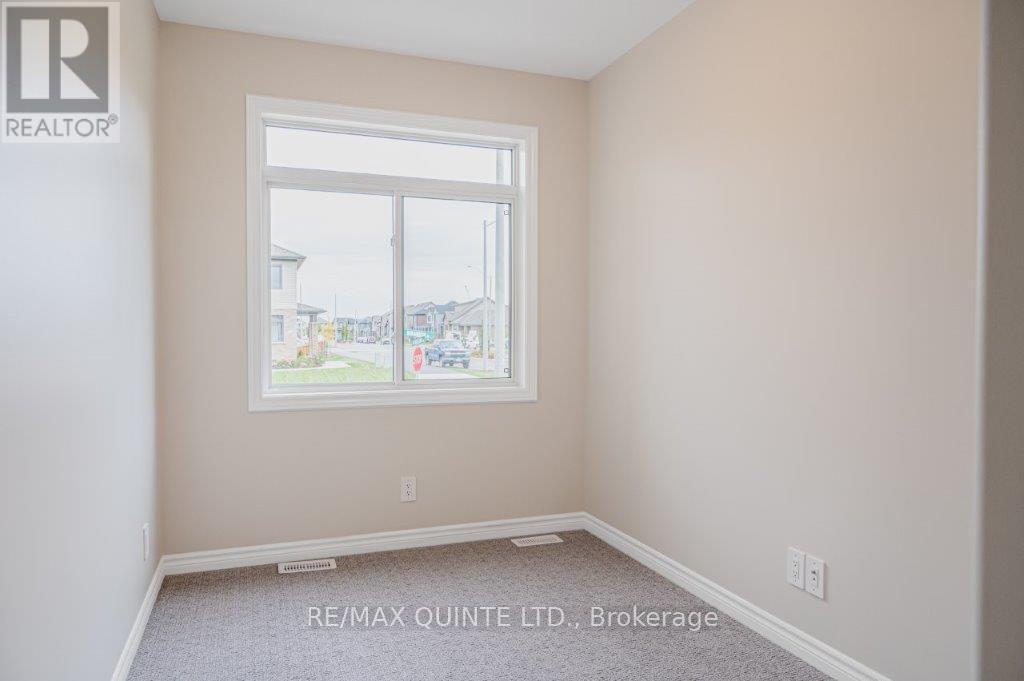 1 Miramichi Street, Belleville (Thurlow Ward), ON - Indoor Photo Showing Other Room