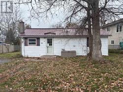 10 ELGIN STREET E Brighton, ON K0K 1H0