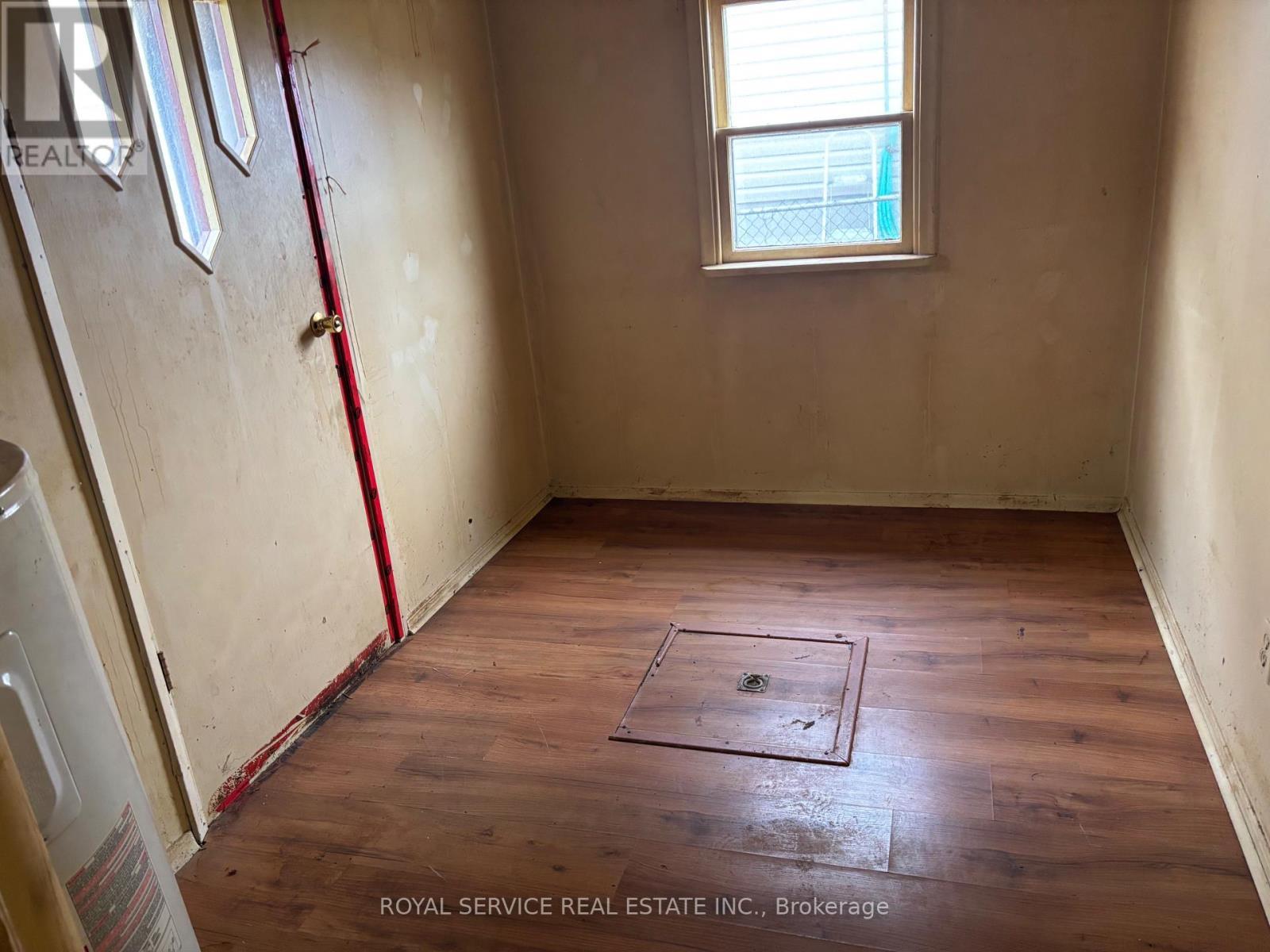 10 Elgin Street E, Brighton, ON - Indoor Photo Showing Other Room