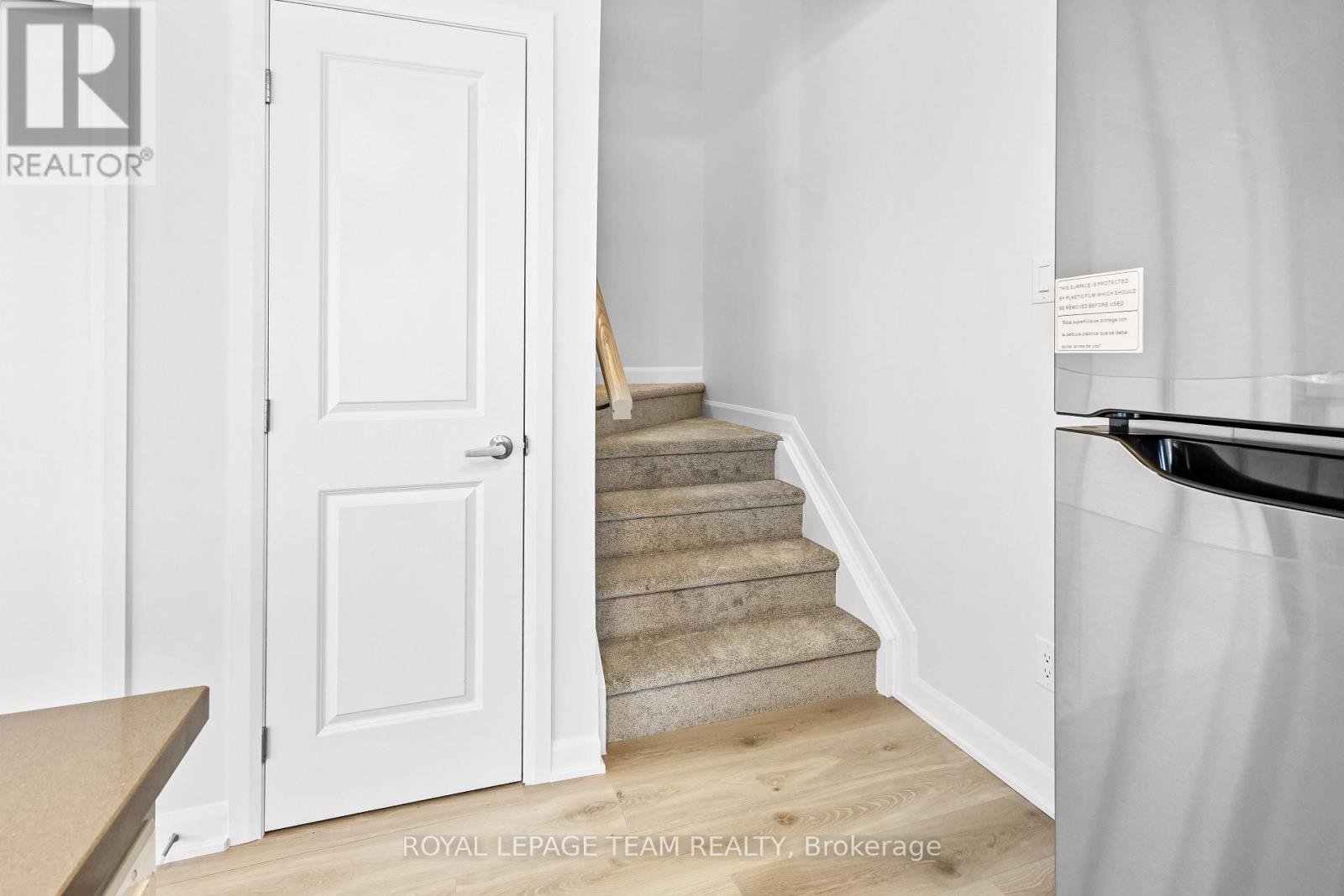 1203 Creekway Private, Ottawa, ON - Indoor Photo Showing Other Room