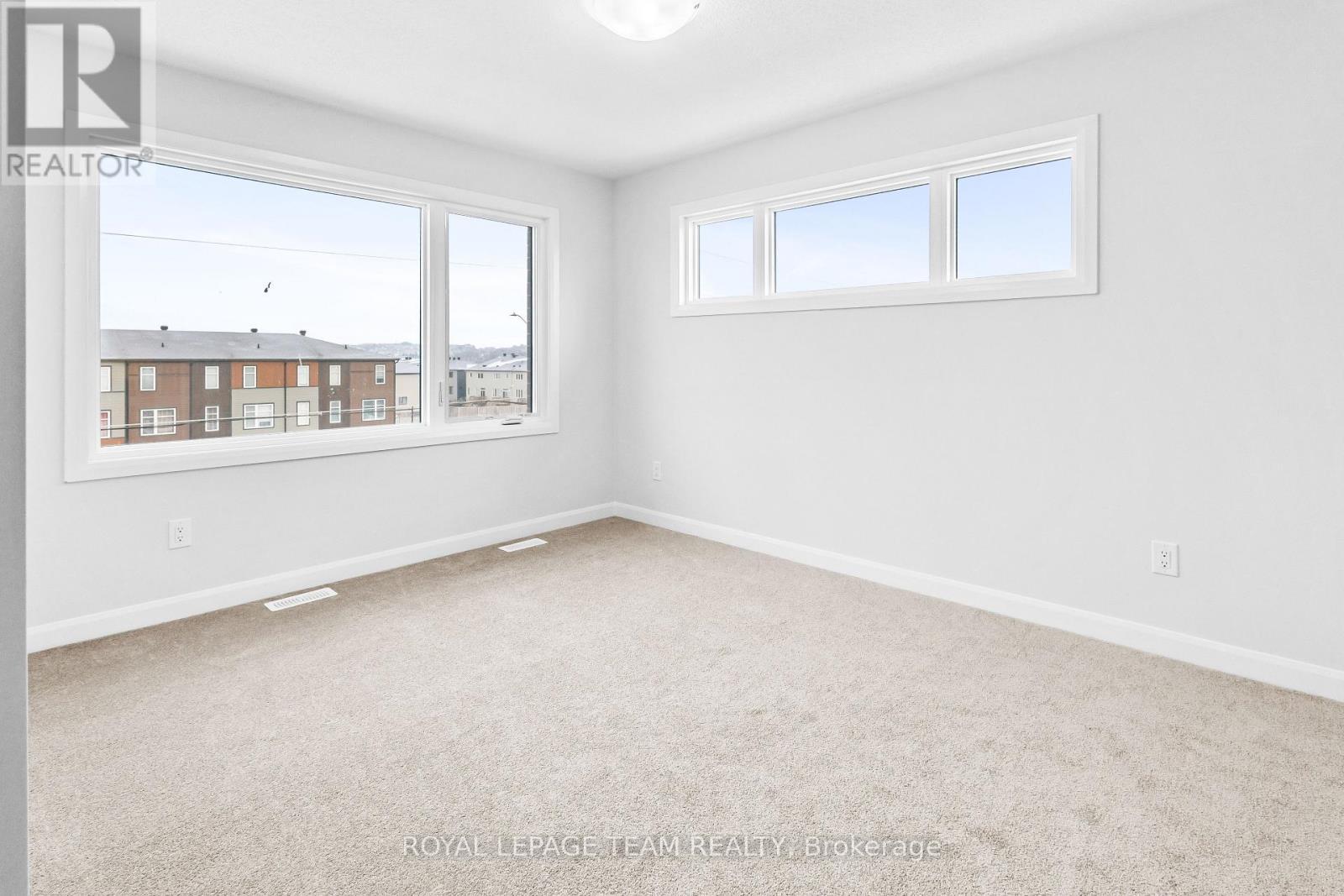 1203 Creekway Private, Ottawa, ON - Indoor Photo Showing Other Room