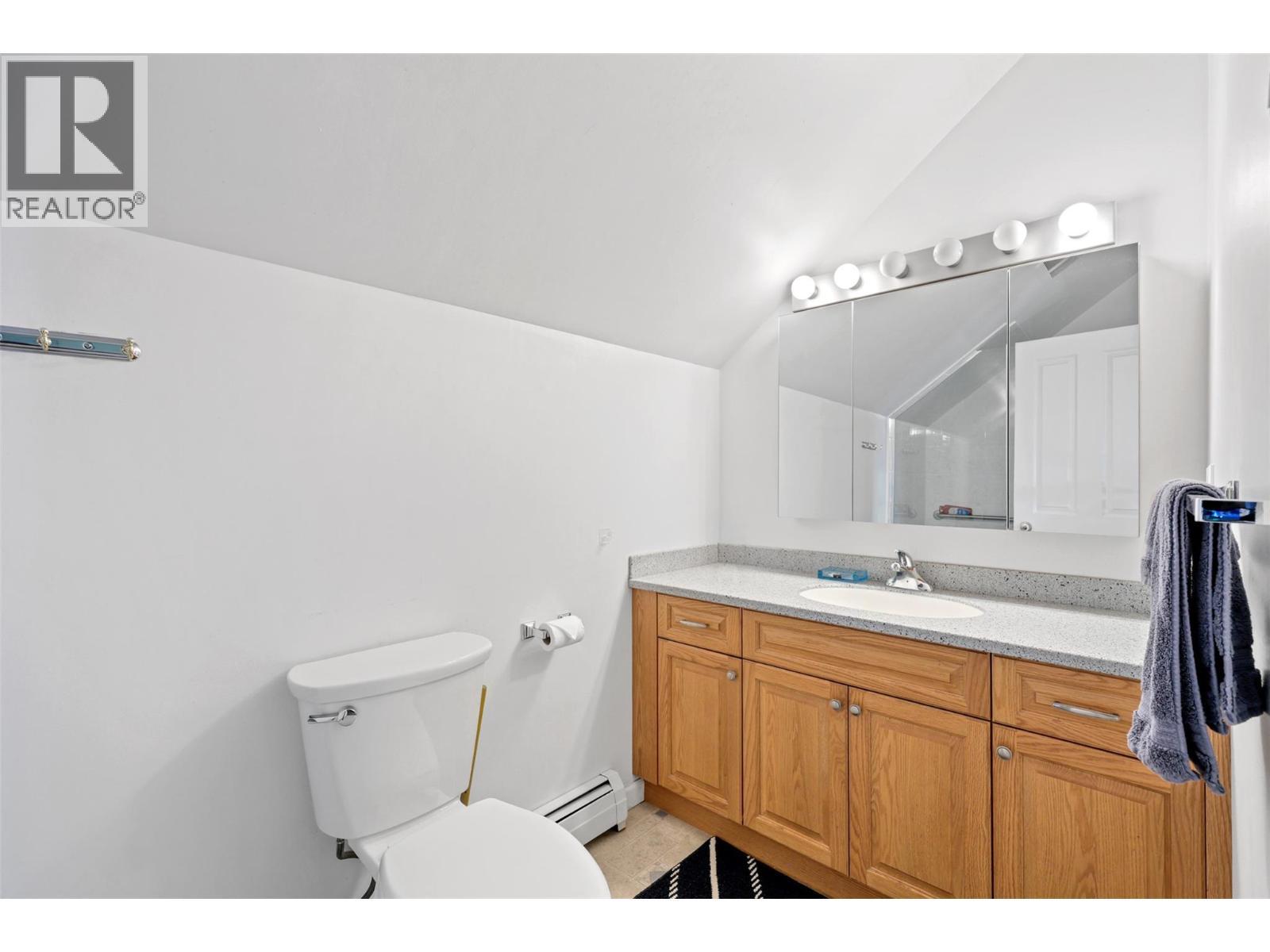 710 Dairy Road, Kamloops, BC - Indoor Photo Showing Bathroom