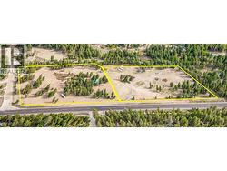 This photo shows both the subject property to the right for sale and the left one is 10 Boulder rd also available for sale. -