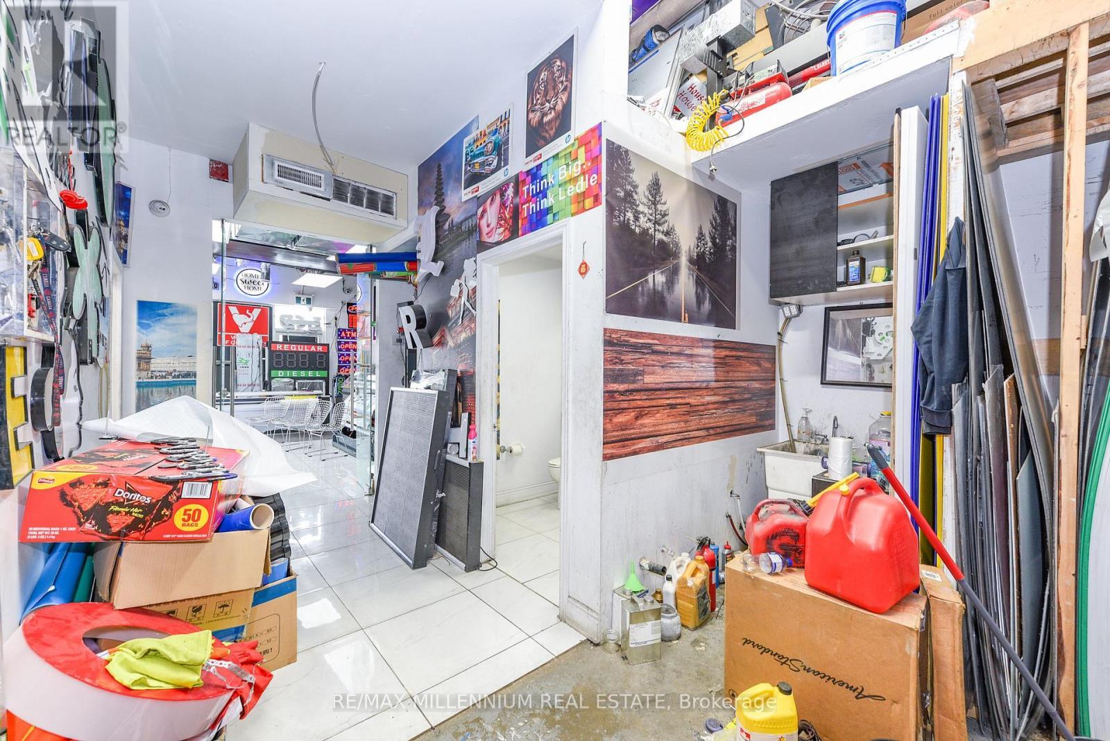 7 - 1780 Albion Road, Toronto, ON