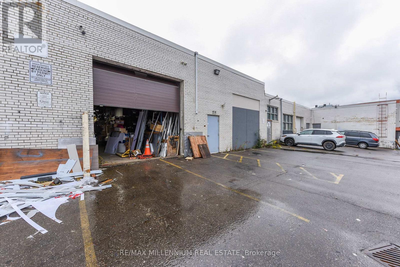 7 - 1780 Albion Road, Toronto, ON