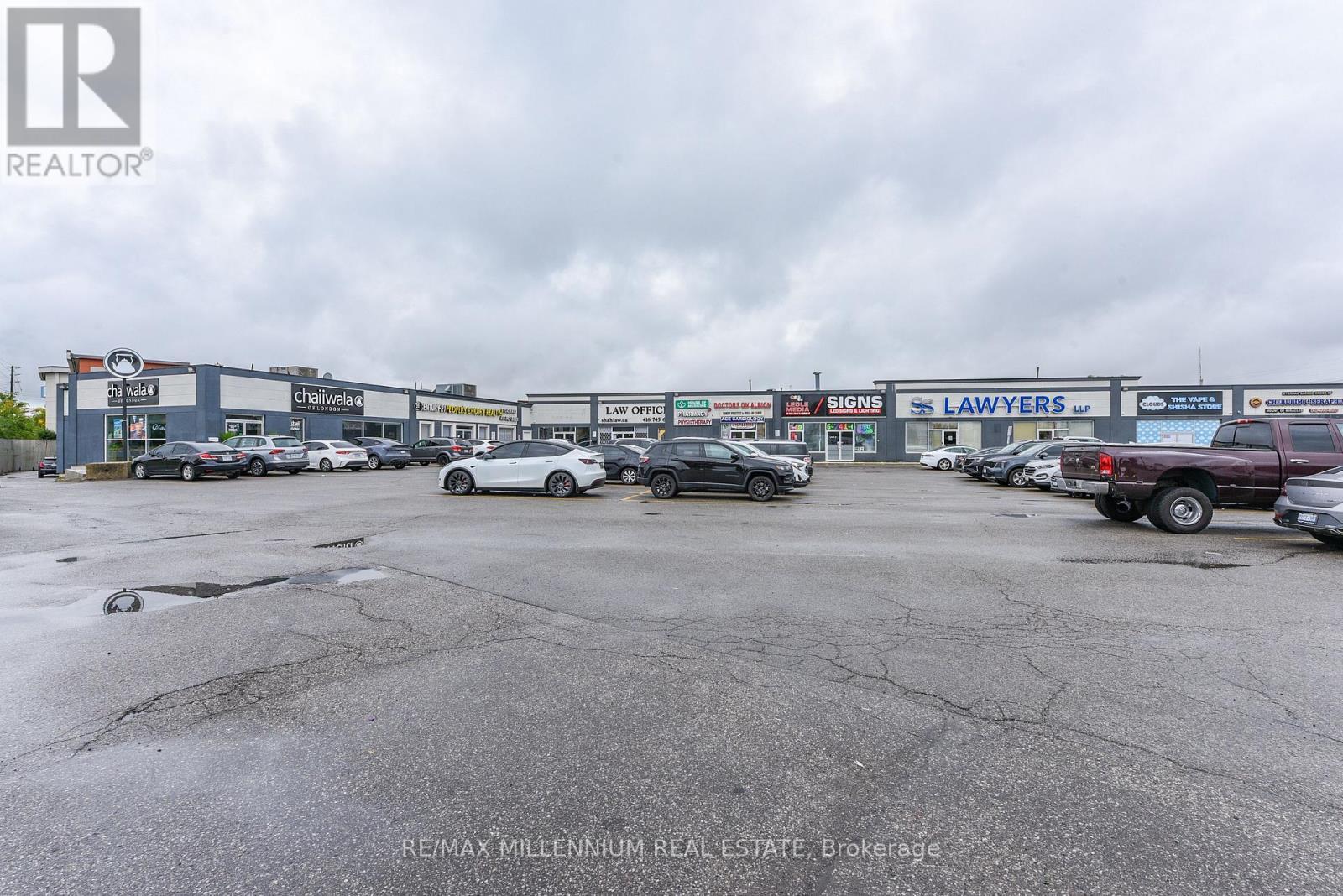 7 - 1780 Albion Road, Toronto, ON