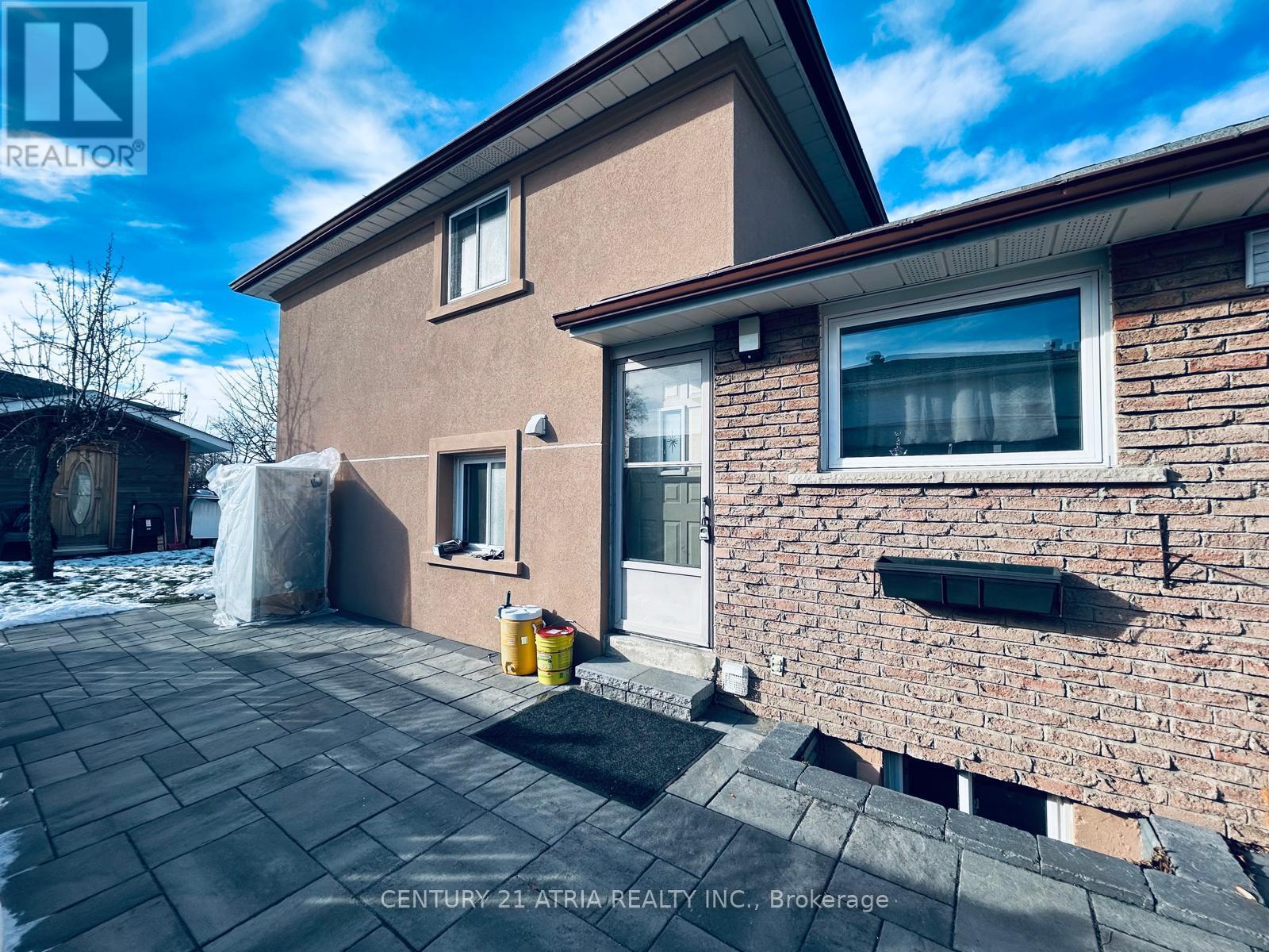 Basement - 3260 Oakglade Crescent, Mississauga, ON - Outdoor