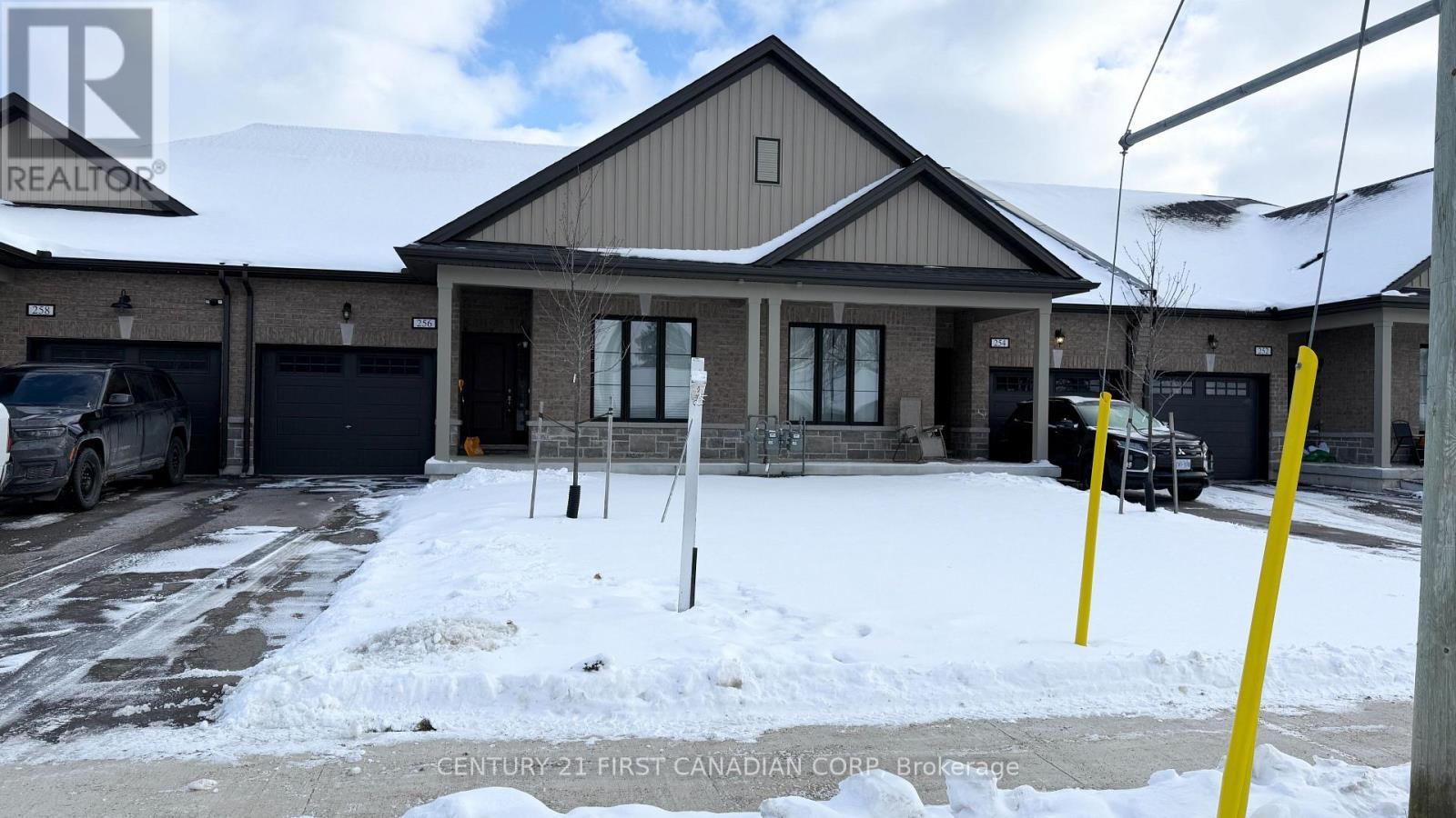256 Middleton Street, Zorra (Thamesford), ON - Outdoor