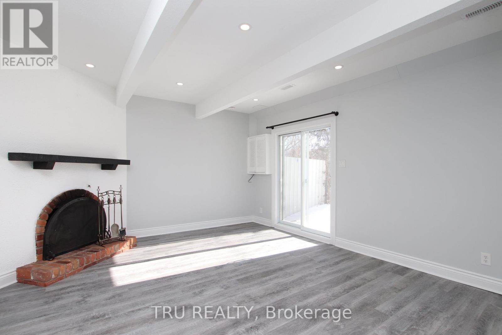 B - 86 Elvaston Avenue, Ottawa, ON