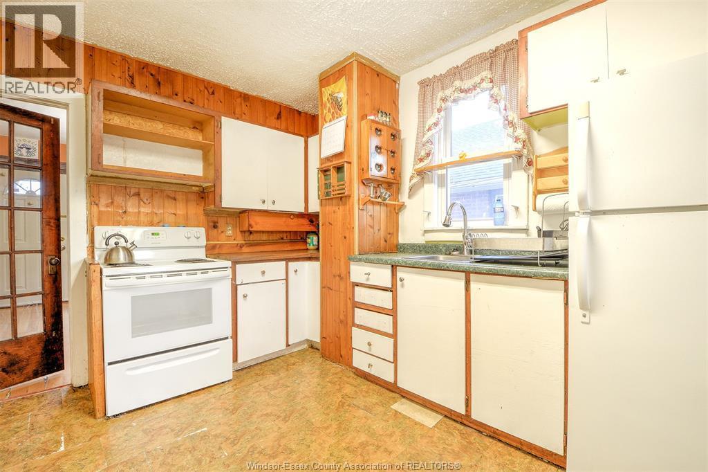 1185 Wigle Avenue, Windsor, ON - Indoor Photo Showing Kitchen