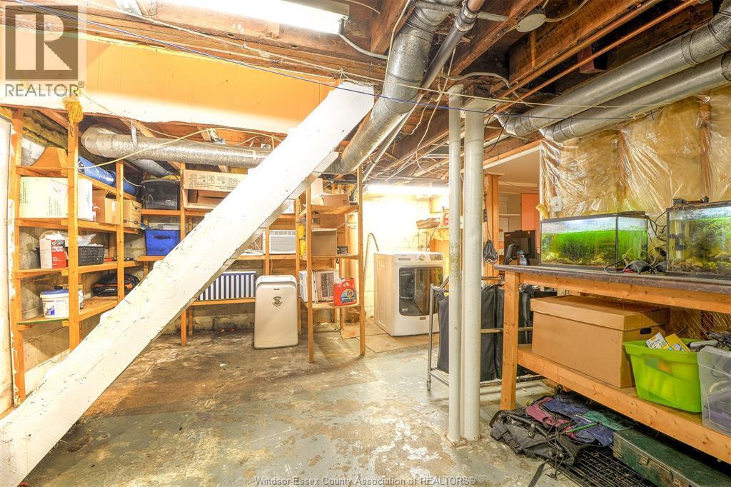 1185 Wigle Avenue, Windsor, ON - Indoor Photo Showing Basement