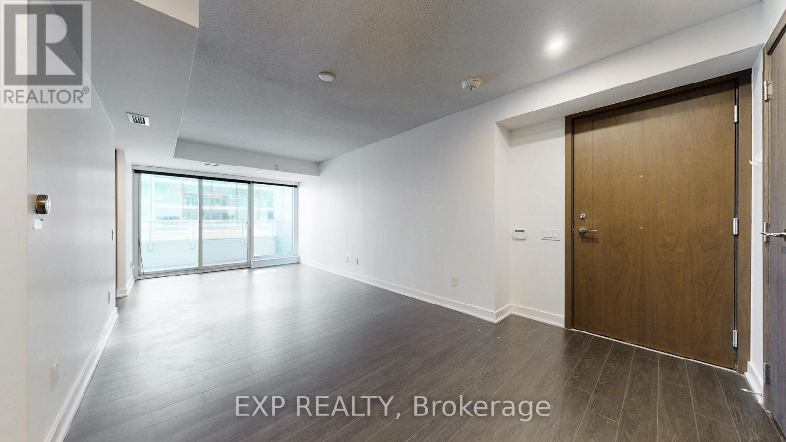 615 - 17 Bathurst Street S, Toronto, ON - Indoor Photo Showing Other Room