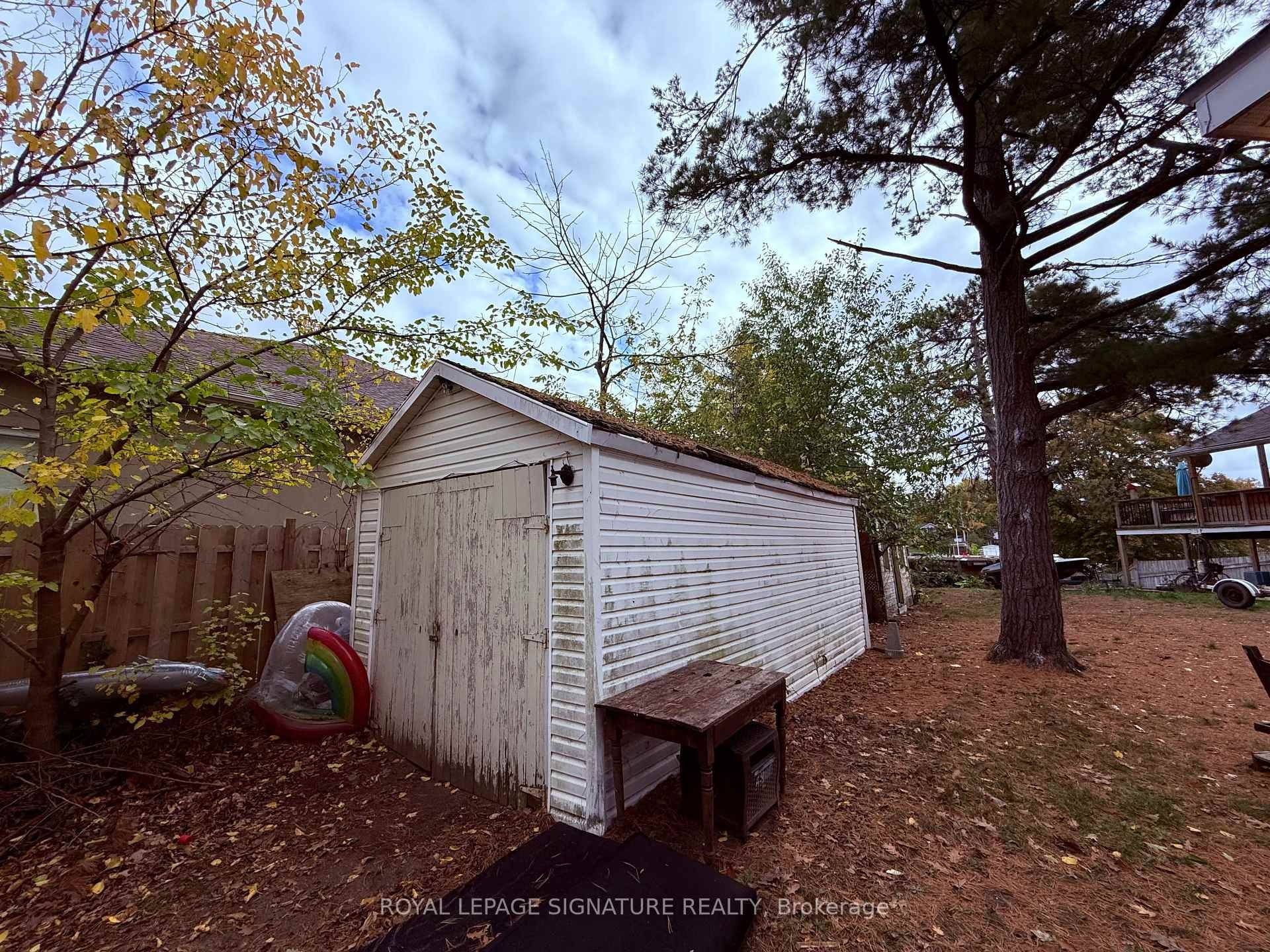 75 Old Mosley Street, Wasaga Beach, ON - Outdoor