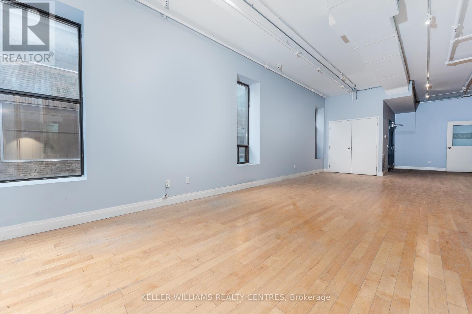 201 - 489 Queen Street W, Toronto, ON