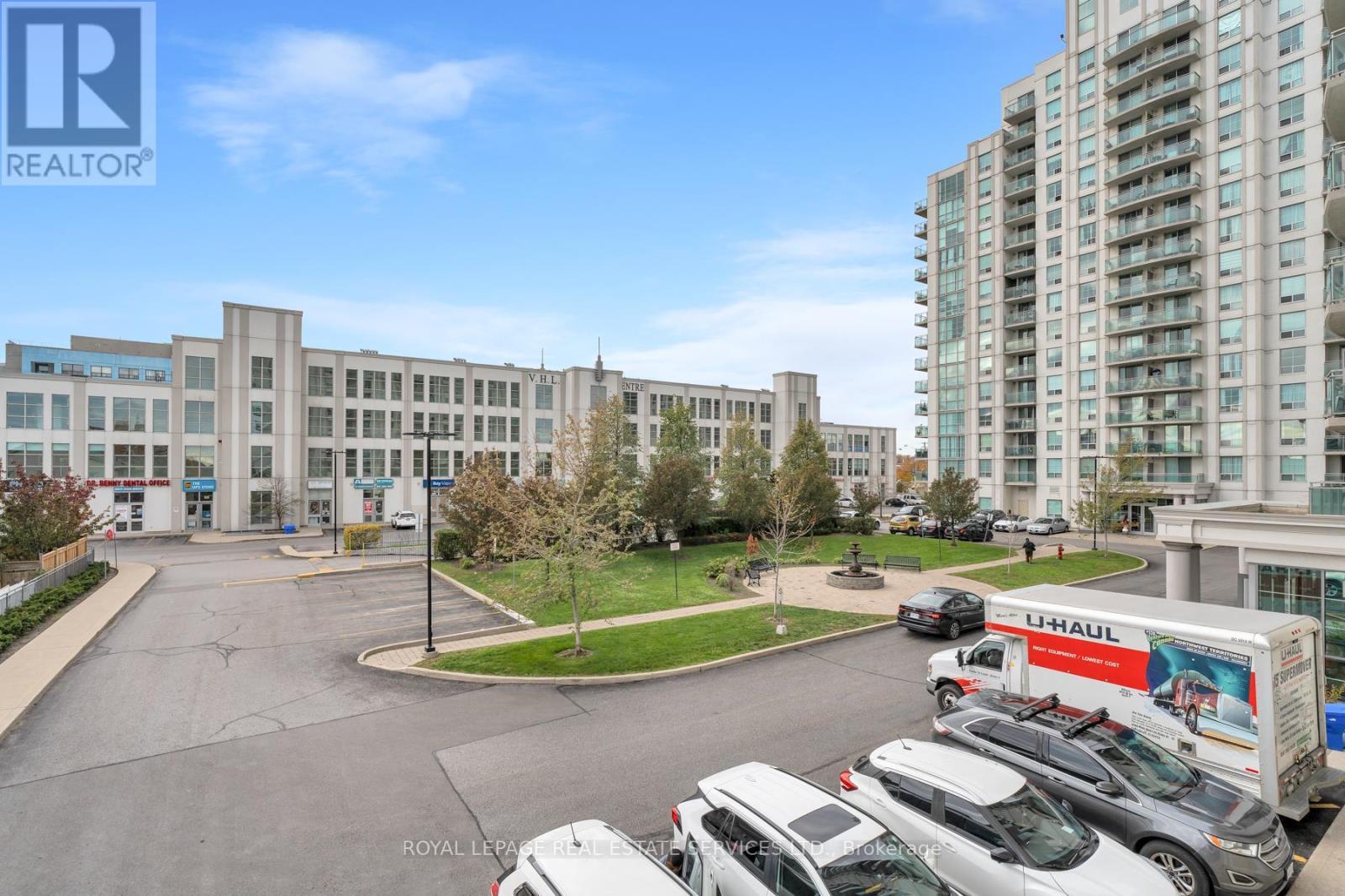 2E - 8 Rosebank Drive, Toronto, ON - Outdoor With Facade