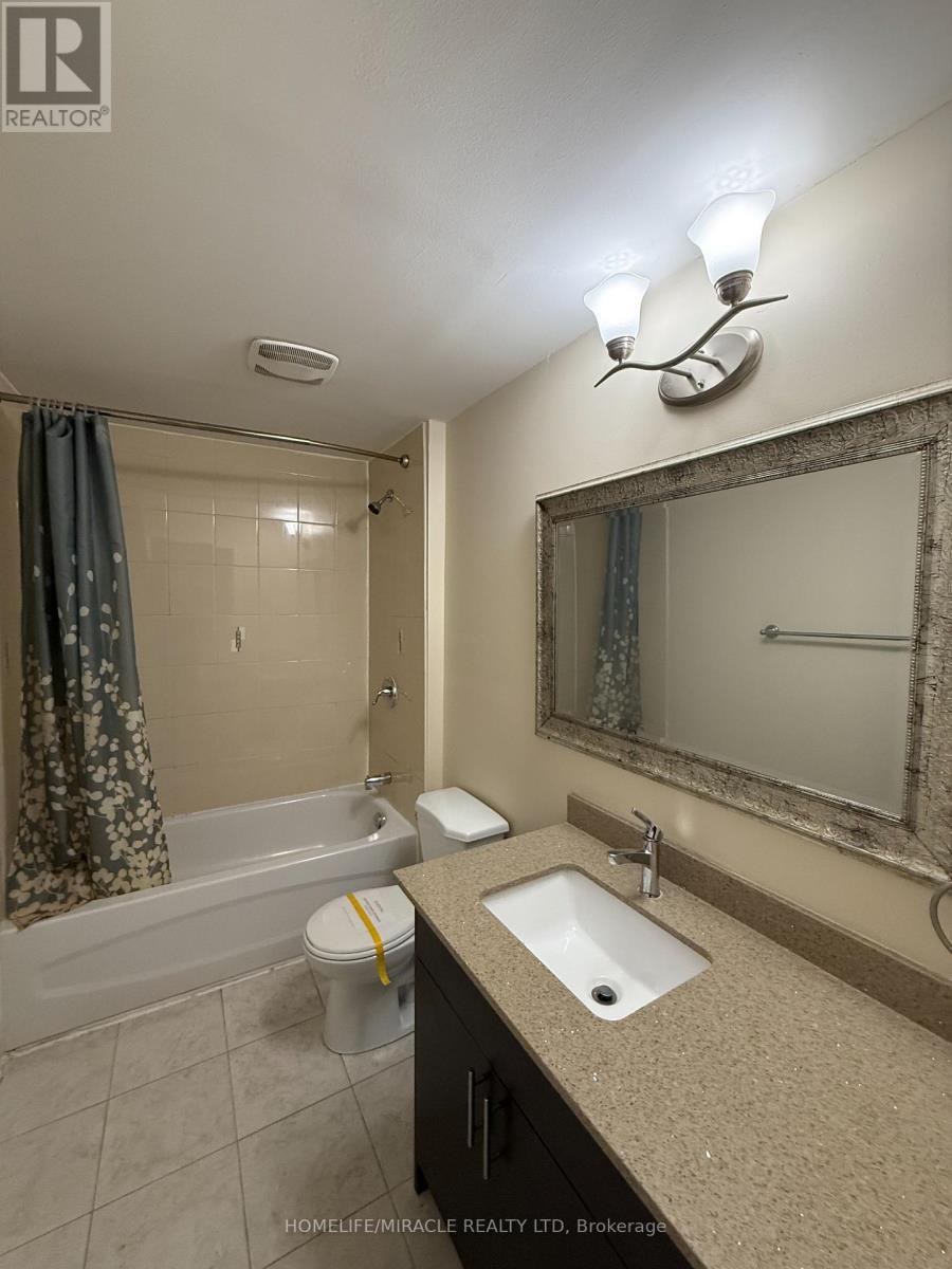 71 Seward Crescent, Ajax, ON - Indoor Photo Showing Bathroom