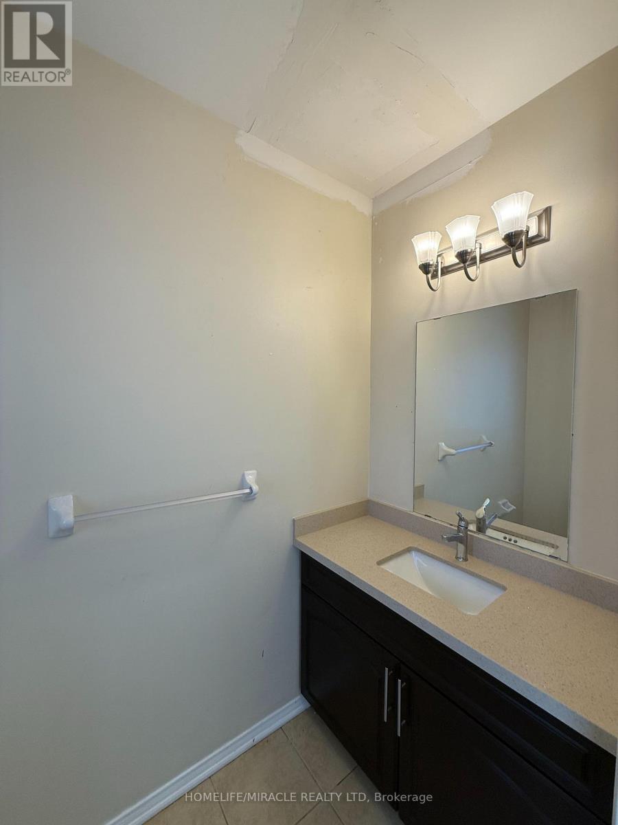 71 Seward Crescent, Ajax, ON - Indoor Photo Showing Bathroom