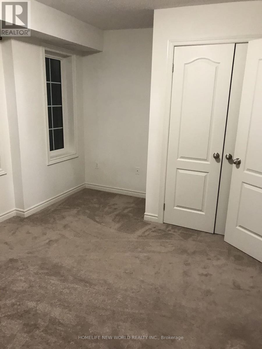 2214 Chevron Prince Path, Oshawa, ON - Indoor Photo Showing Other Room