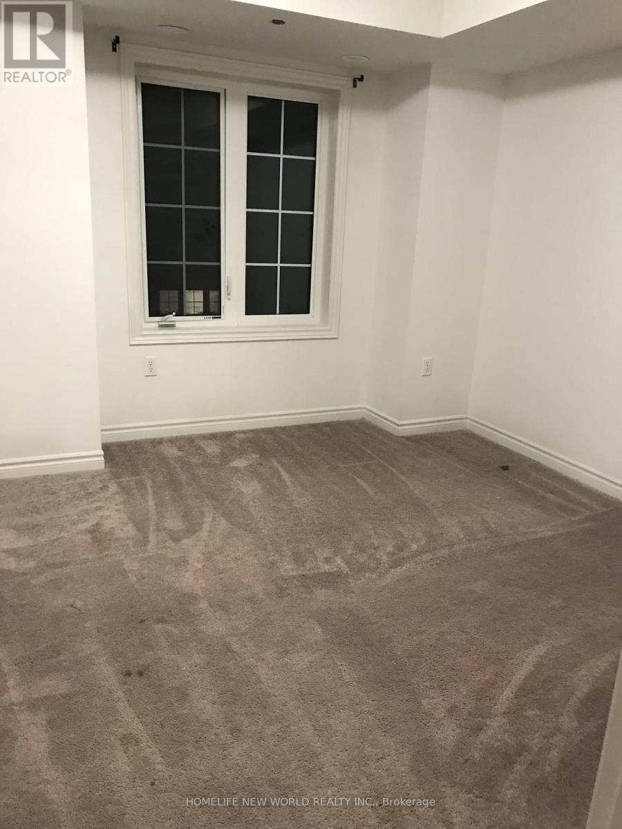 2214 Chevron Prince Path, Oshawa, ON - Indoor Photo Showing Other Room