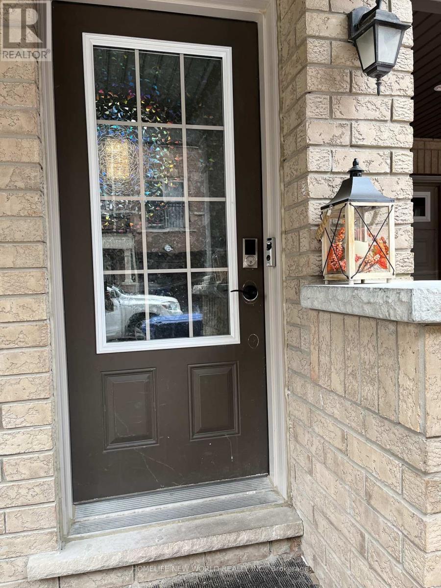 2214 Chevron Prince Path, Oshawa, ON - Outdoor With Exterior