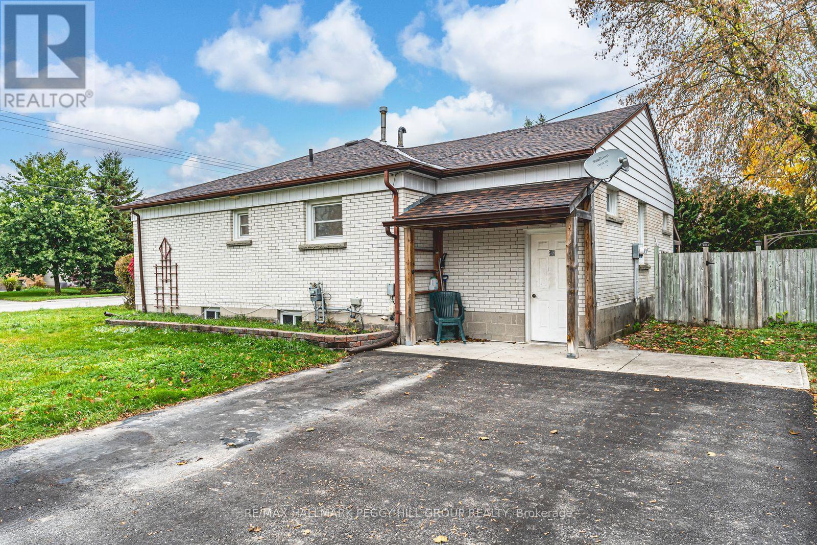 34/36 Centre Street, Essa, ON - Outdoor