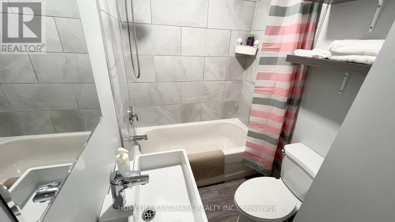 688 7Th Line S, Oro-Medonte, ON - Indoor Photo Showing Bathroom