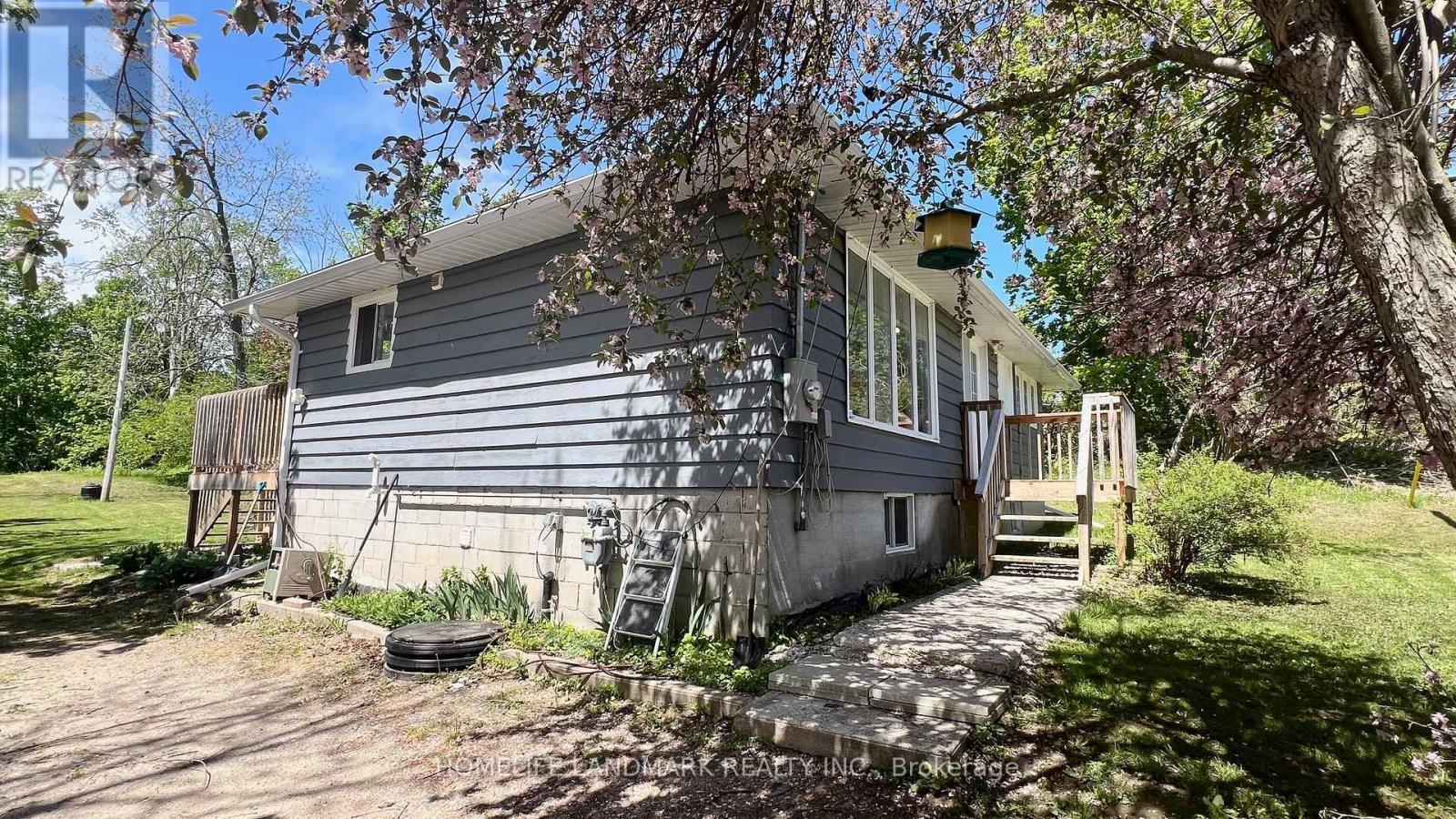 688 7Th Line S, Oro-Medonte, ON - Outdoor