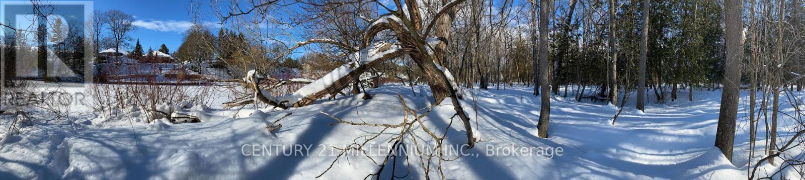 11 Knox Road E, Wasaga Beach, ON