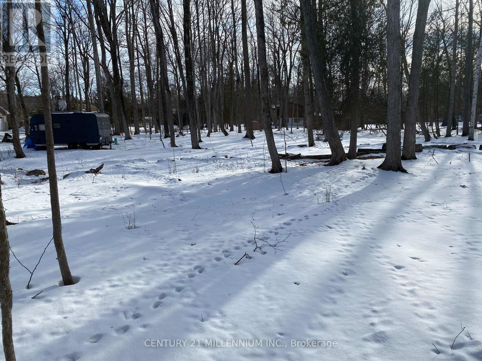 11 Knox Road E, Wasaga Beach, ON