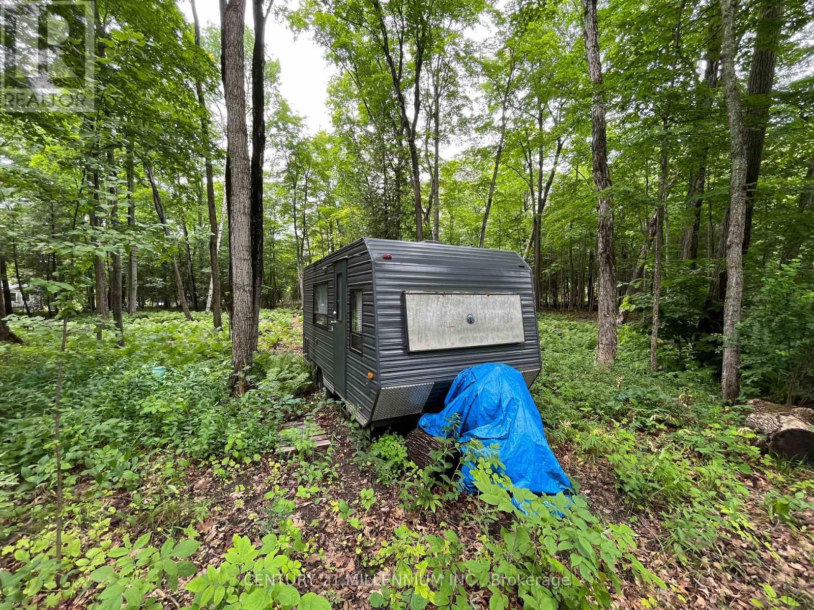 11 Knox Road E, Wasaga Beach, ON