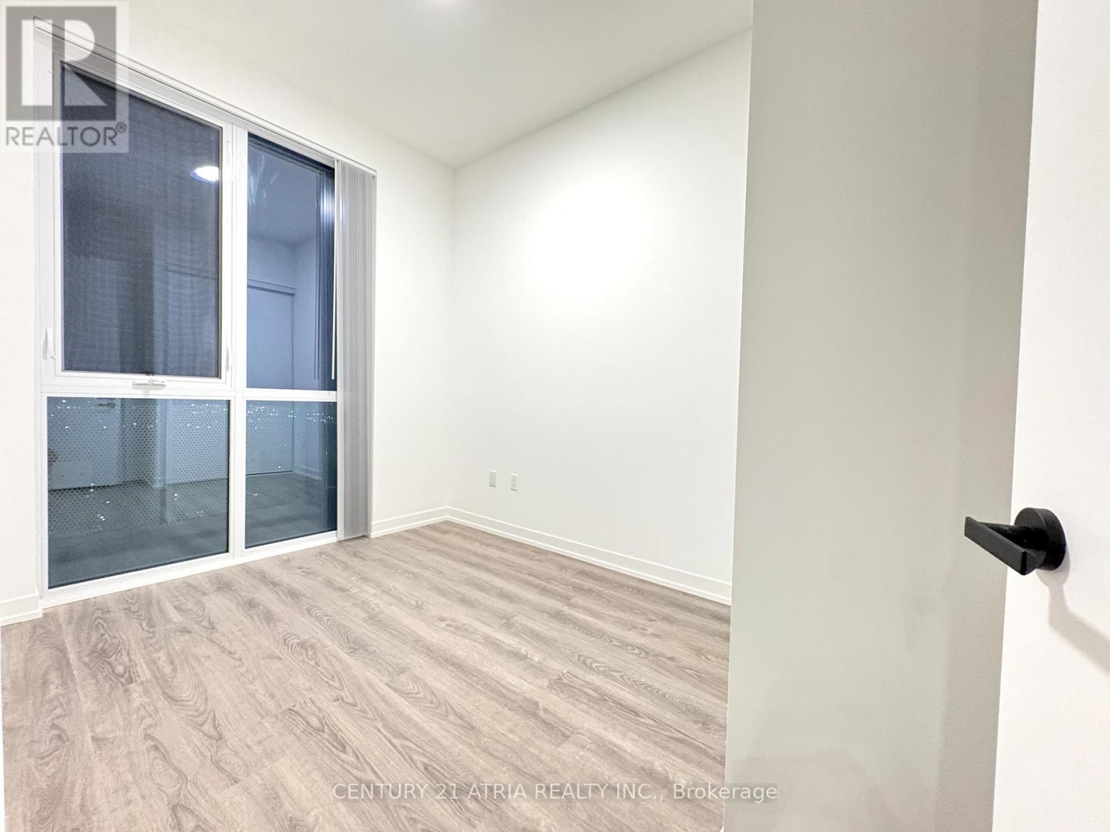 3707 - 8 Interchange Way, Vaughan, ON - Indoor Photo Showing Other Room