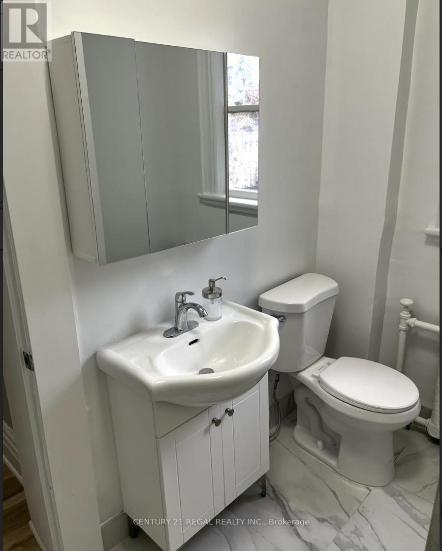 4 - 1502 King Street W, Toronto, ON - Indoor Photo Showing Bathroom