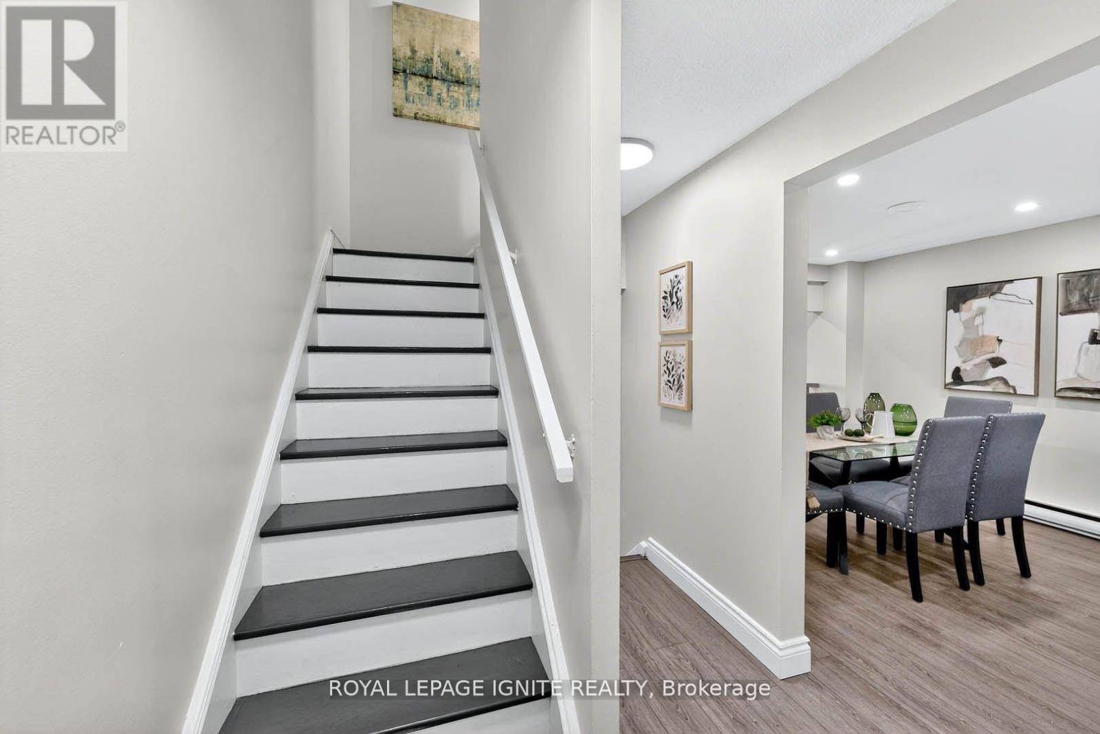 116 Darras Court, Brampton, ON - Indoor Photo Showing Other Room