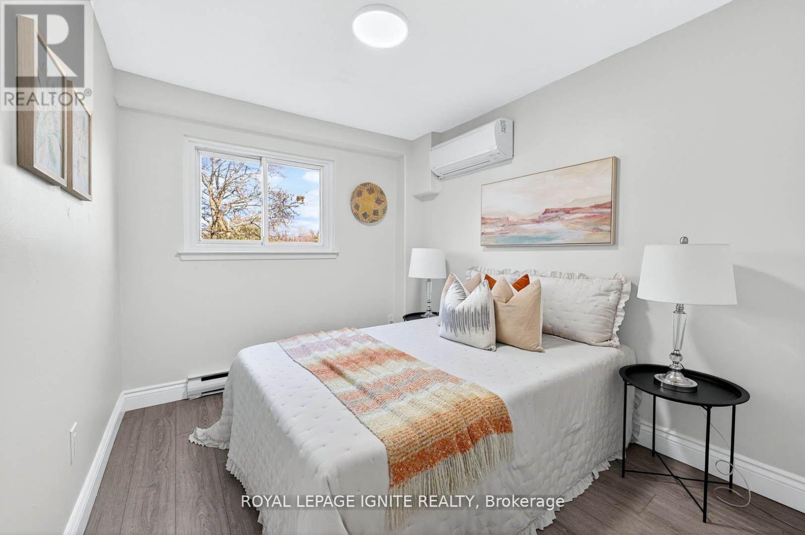 116 Darras Court, Brampton, ON - Indoor Photo Showing Bedroom