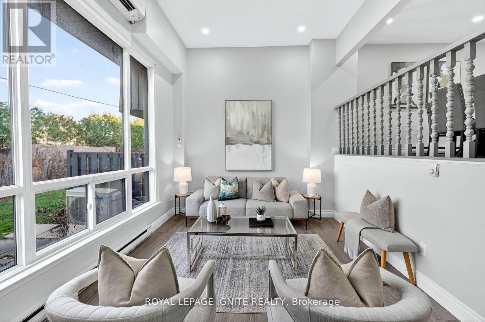 116 Darras Court, Brampton, ON - Indoor Photo Showing Other Room