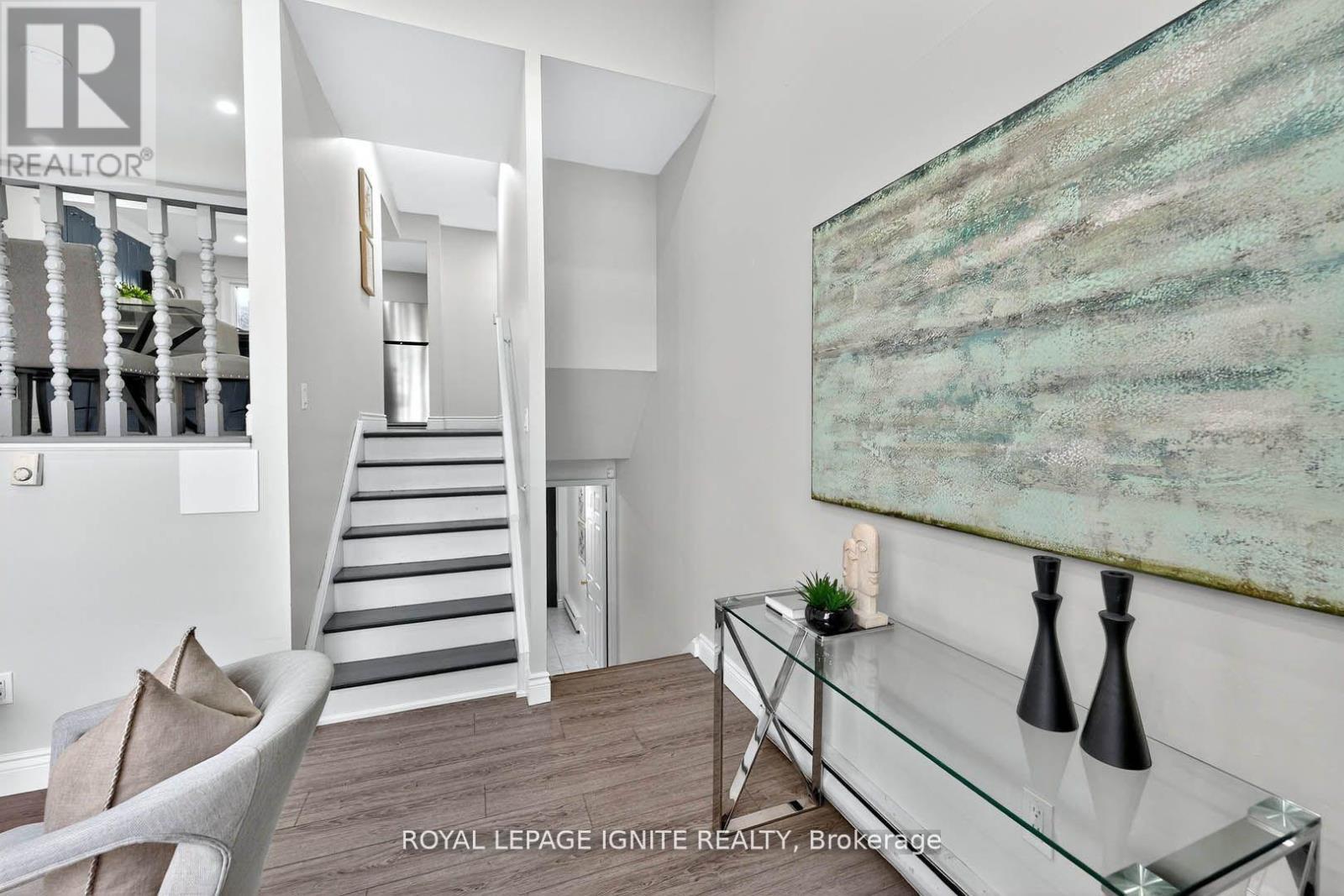 116 Darras Court, Brampton, ON - Indoor Photo Showing Other Room