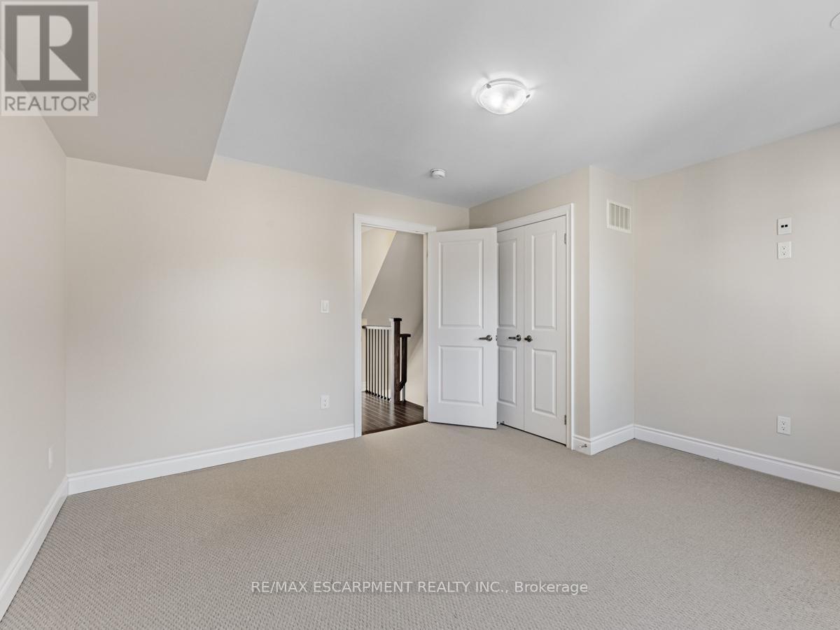 2163 Lillykin Street, Oakville, ON - Indoor Photo Showing Other Room