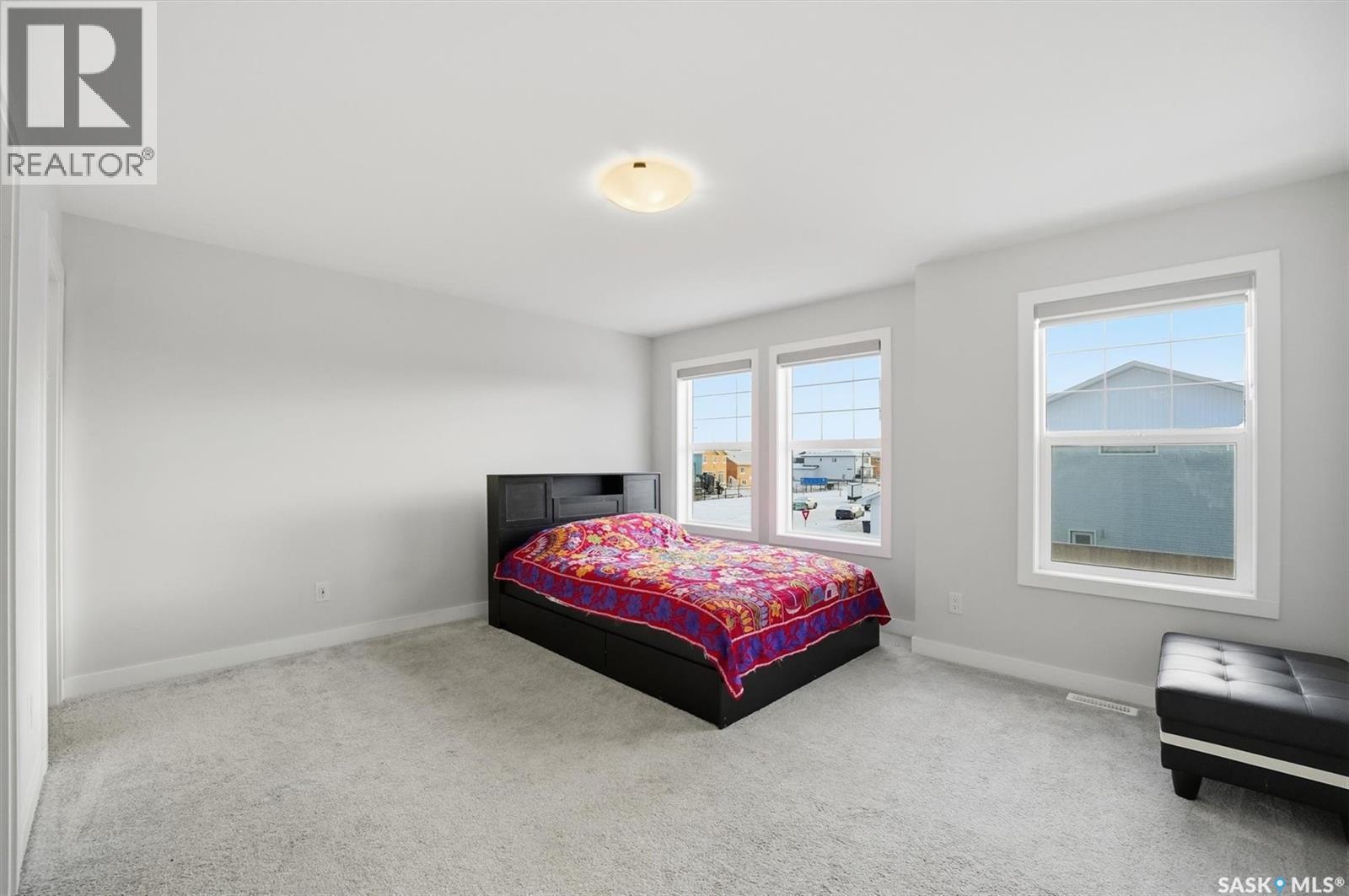 206 Pepper Court, Saskatoon, SK - Indoor Photo Showing Bedroom